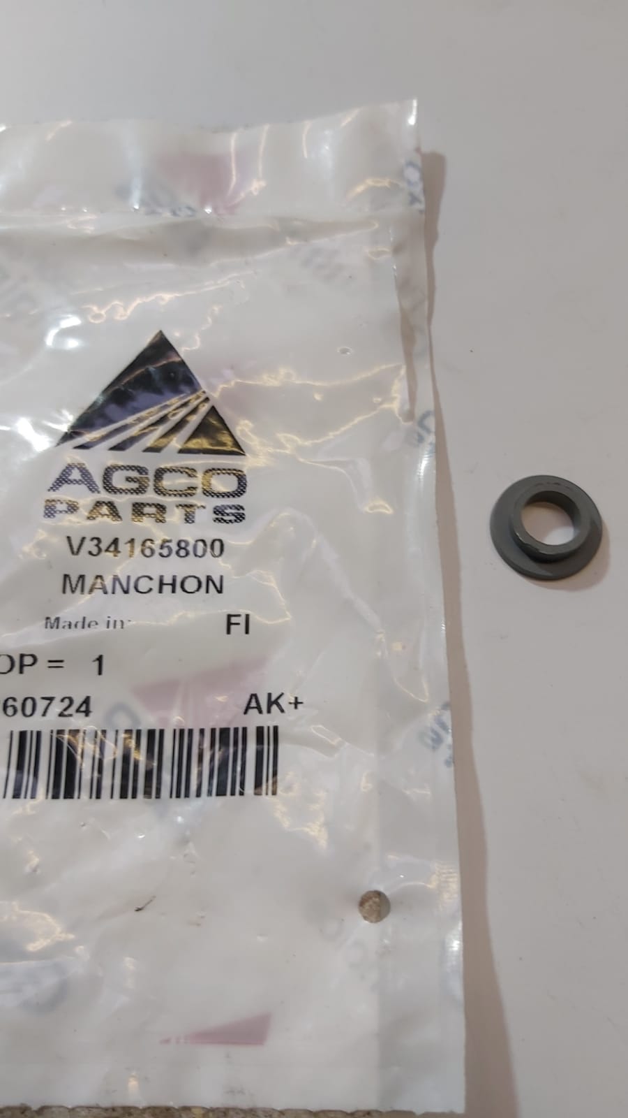 sleeve-bushing-v34165800