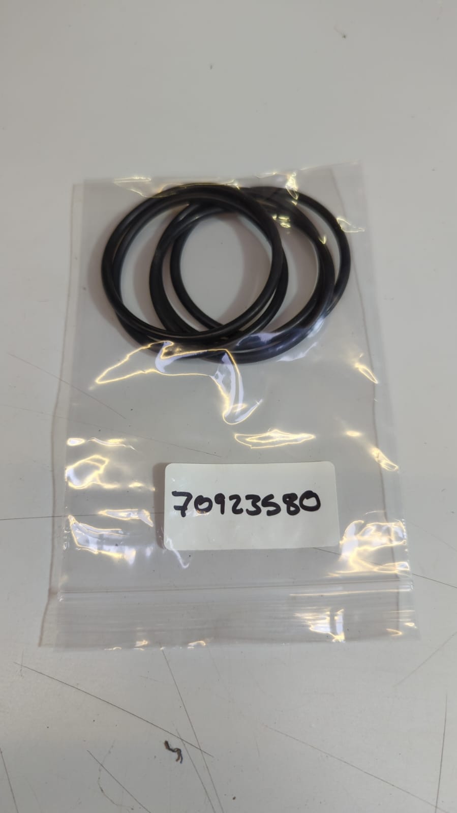 o-ring-70923580