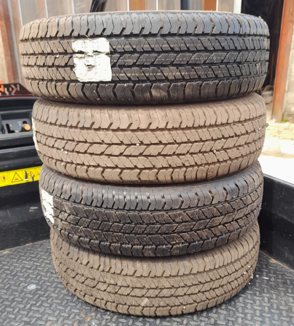 bridgestone-95h-d684-20570r15